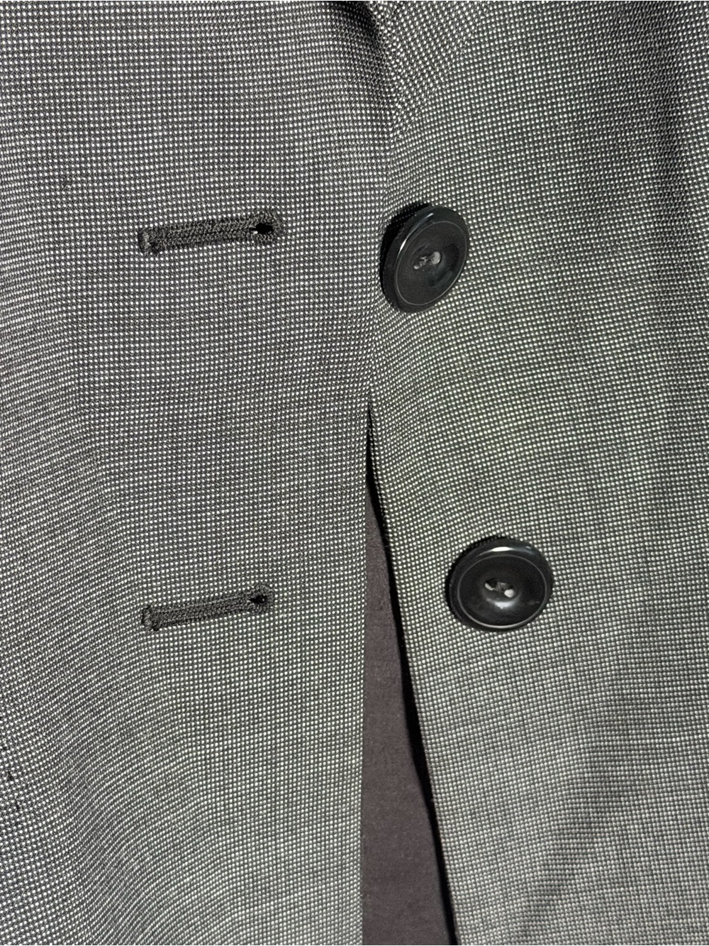 Classiques Entier Gray Two-Button Tailored Blazer - Picture 3 of 11